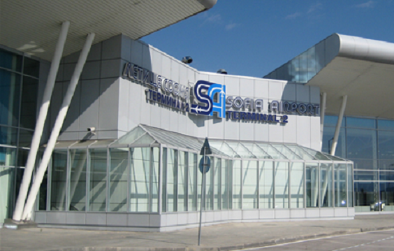 Транспортният министър започва нови преговори с концесионера на летище София